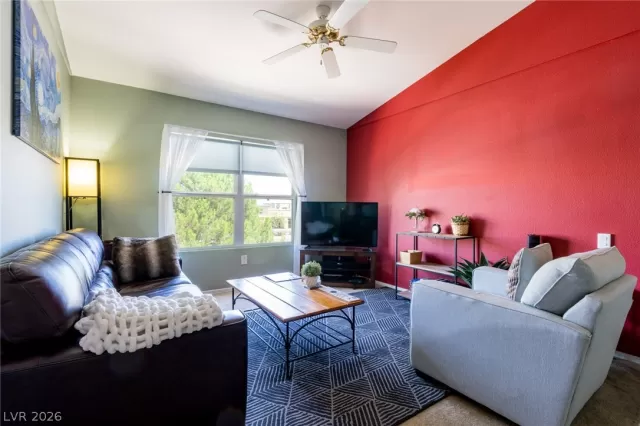 MLS: 2772102 Condo For Sale