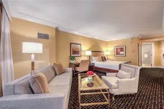 Photo #5: 2772103 Listing