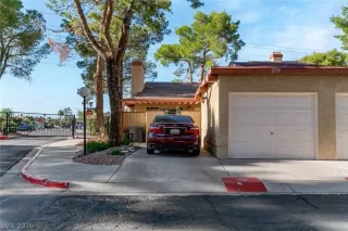 Photo #2: 2772131 Listing