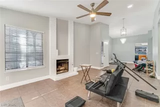 Photo #4: 2772131 Listing