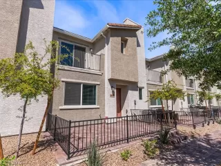 Photo #4: 2772134 Listing