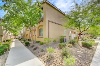 Photo #2: 2772135 Listing