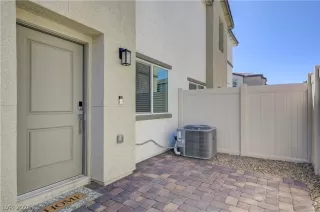 Photo #2: 2772256 Listing