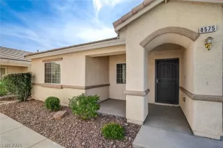 Photo #1: 2772318 Listing 