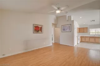 Photo #3: 2772318 Listing 