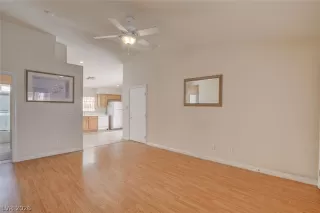 Photo #4: 2772318 Listing 