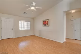 Photo #5: 2772318 Listing 