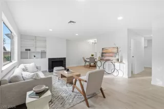 Photo #5: 2772335 Listing