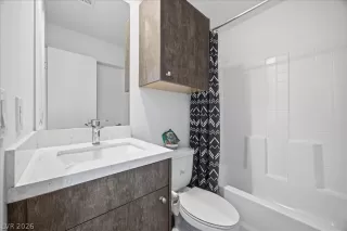 Photo #6: 2772415 Listing