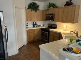 Photo #1: 2772456 Listing 