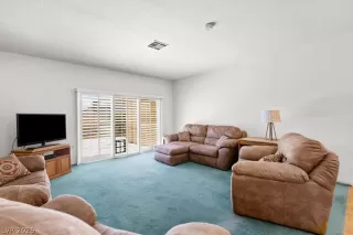 Photo #4: 2772518 Listing 