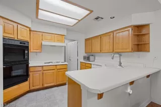 Photo #5: 2772518 Listing 