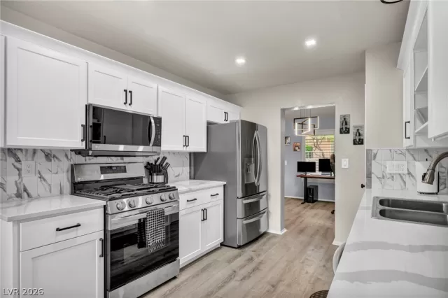 MLS: 2772571 Condo For Sale