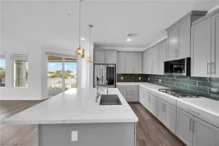 Photo #6: 2772602 Listing 