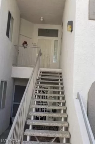 Photo #2: 2772616 Listing 