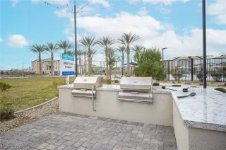 Photo #2: 2772627 Listing 