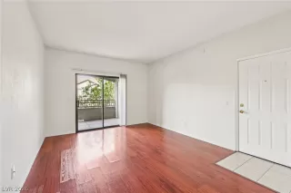 Photo #5: 2772652 Listing 