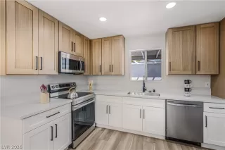 Photo #3: 2772656 Listing