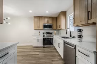 Photo #6: 2772656 Listing