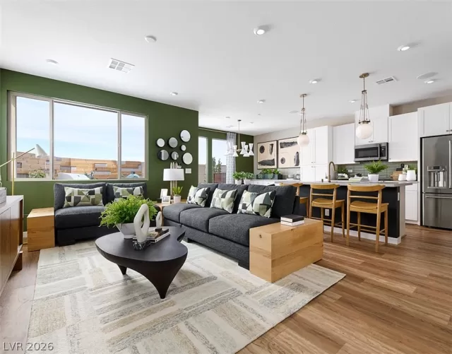 MLS: 2772670 Condo For Sale