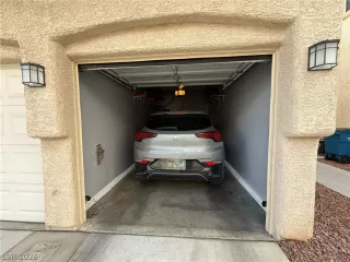 Photo #4: 2772687 Listing