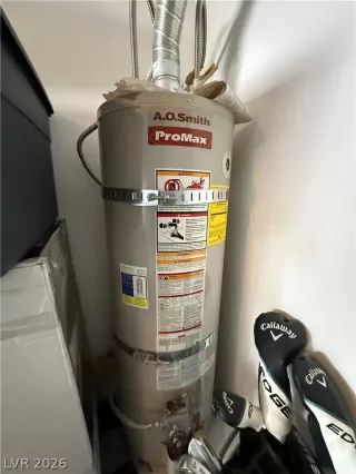 Photo #6: 2772687 Listing