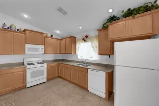 Photo #6: 2772757 Listing 