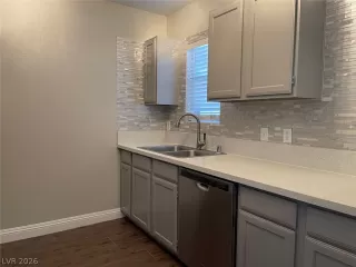 Photo #2: 2772775 Listing 