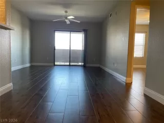 Photo #5: 2772775 Listing 