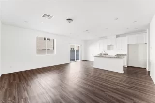 Photo #4: 2772776 Listing 