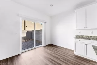 Photo #6: 2772776 Listing 