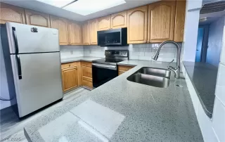 Photo #6: 2772779 Listing 