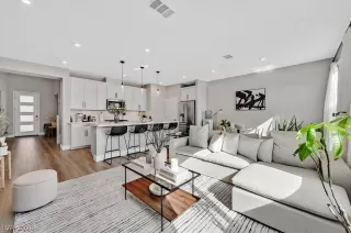 Photo #6: 2772788 Listing 