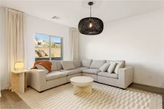 Photo #3: 2772800 Listing 