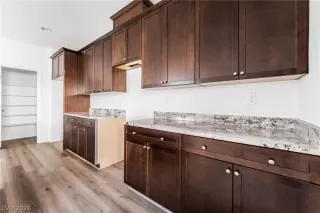 Photo #3: 2772828 Listing 