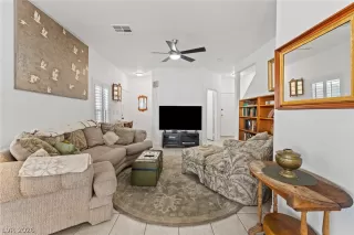 Photo #3: 2772836 Listing 