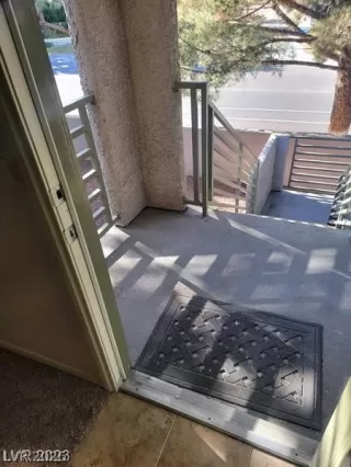 Photo #3: 2772882 Listing