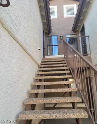 Photo #1: 2772896 Listing 