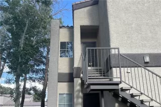 Photo #4: 2772902 Listing 