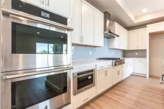 Photo #2: 2772907 Listing 