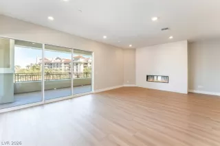 Photo #3: 2772907 Listing 