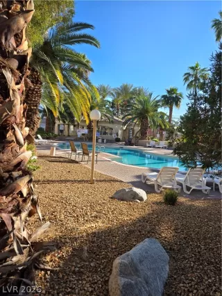 Photo #1: 2772918 Listing 