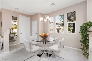 Photo #4: 2772939 Listing 