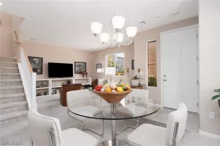 Photo #5: 2772939 Listing 