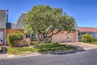 Photo #1: 2772941 Listing