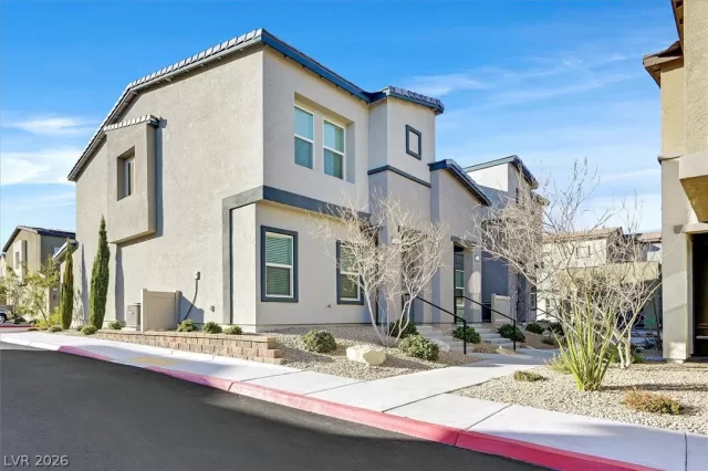 MLS: 2772961 Condo For Sale