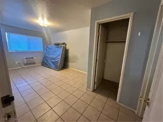 Photo #3: 2772981 Listing 