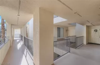 Photo #3: 2773007 Listing 