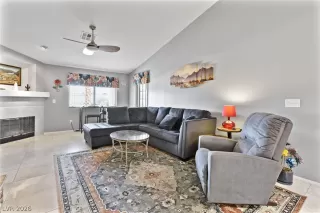 Photo #2: 2773038 Listing 