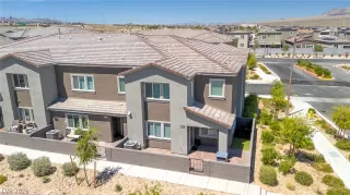 Photo #2: 2773057 Listing 